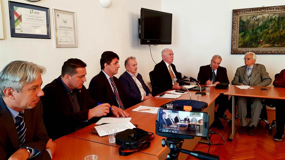 70780986_2565864420144645_6162936100168925184_o