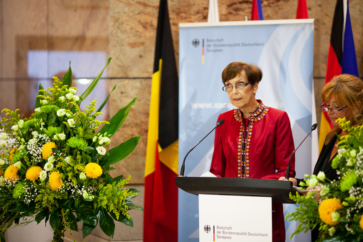 72200705_2347277415384501_516309061013078016_o