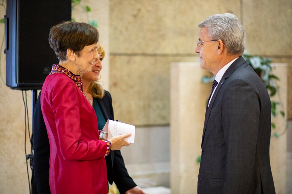 72627768_2347277178717858_7813212180542652416_n