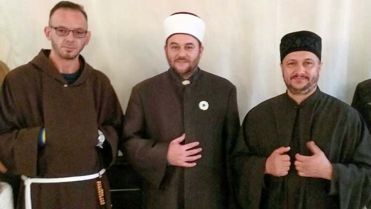 75339587_1193106450886441_304423017037955072_n