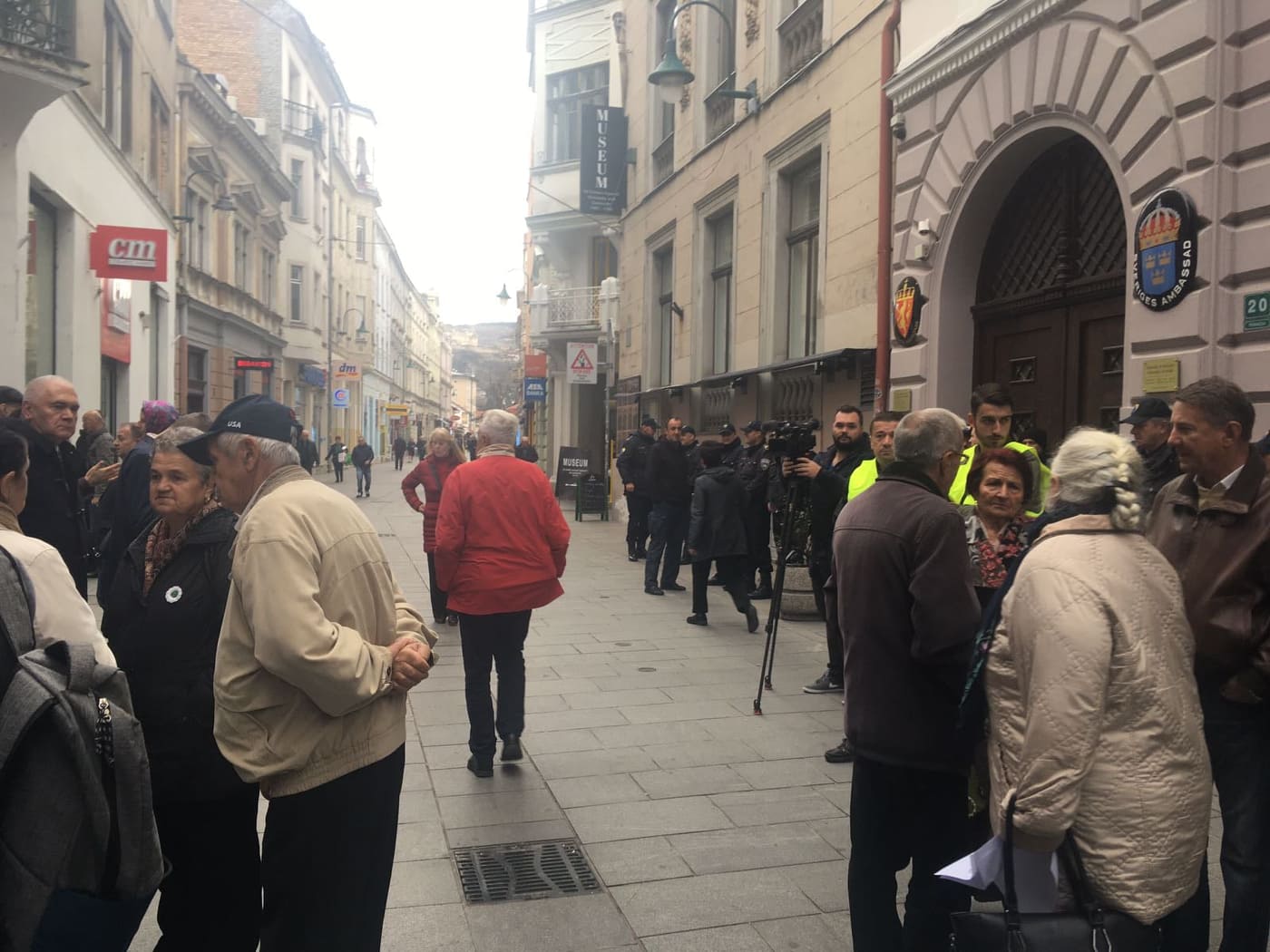 75472840_2443574385964251_3214141430251388928_n