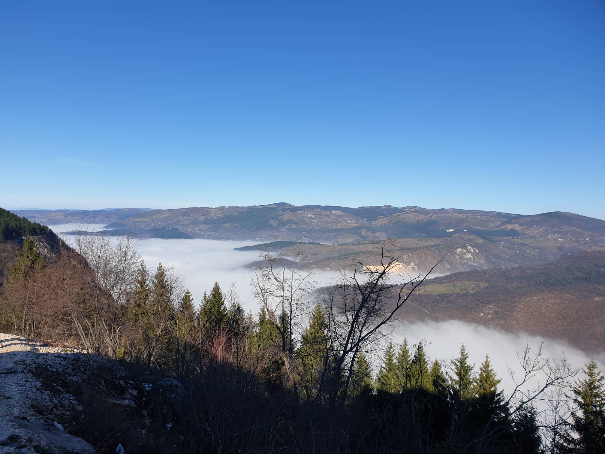 79144291_560062301237589_3031935736300437504_n