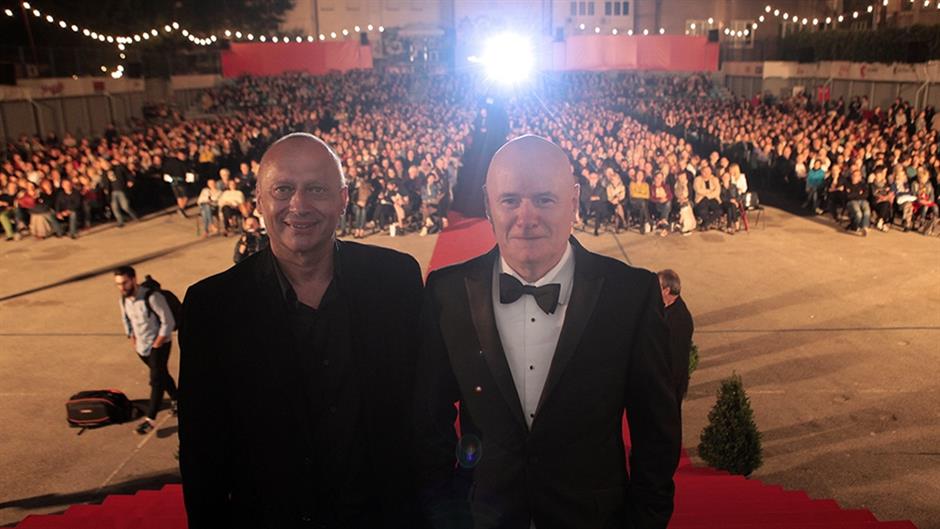 794c3d32278fdb4199c10d943aaaaef6