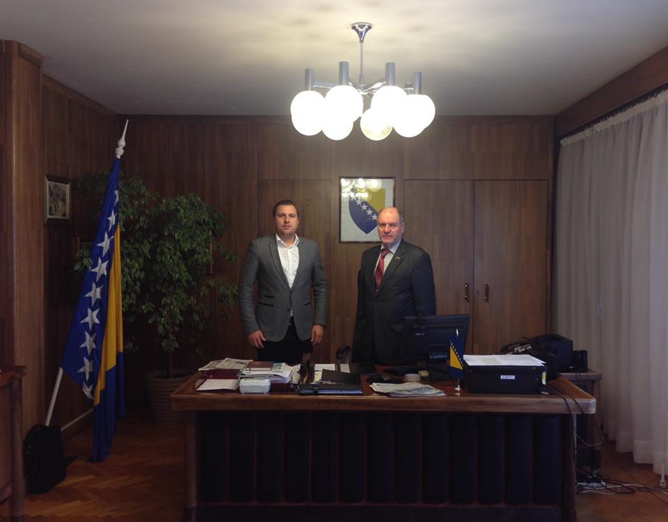 80786989_1888143791329513_152444890599391232_n