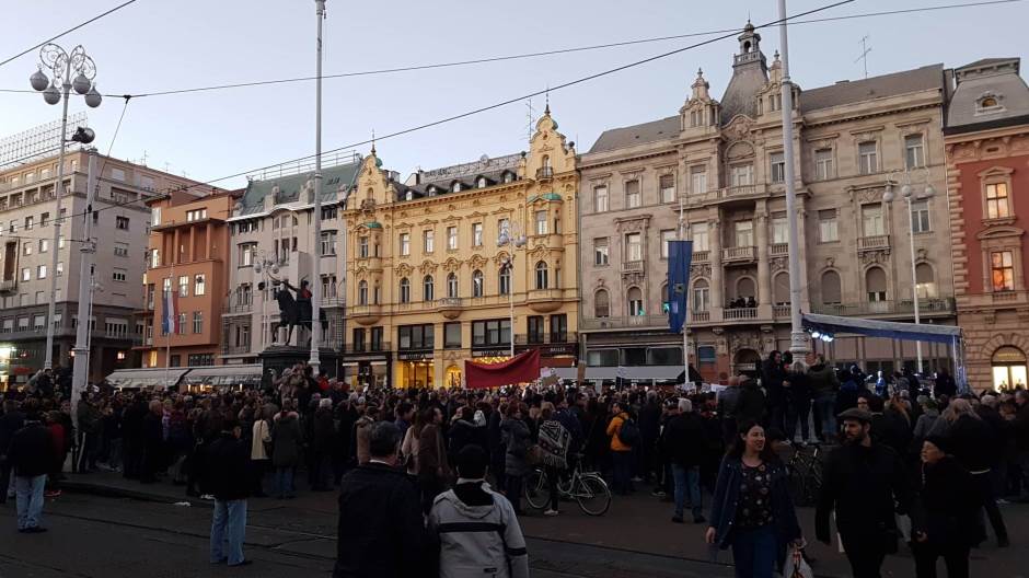 83421760_185332116045503_3554397372324773888_n