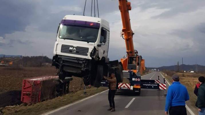 84172725_2335380096762297_7179854643554418688_o