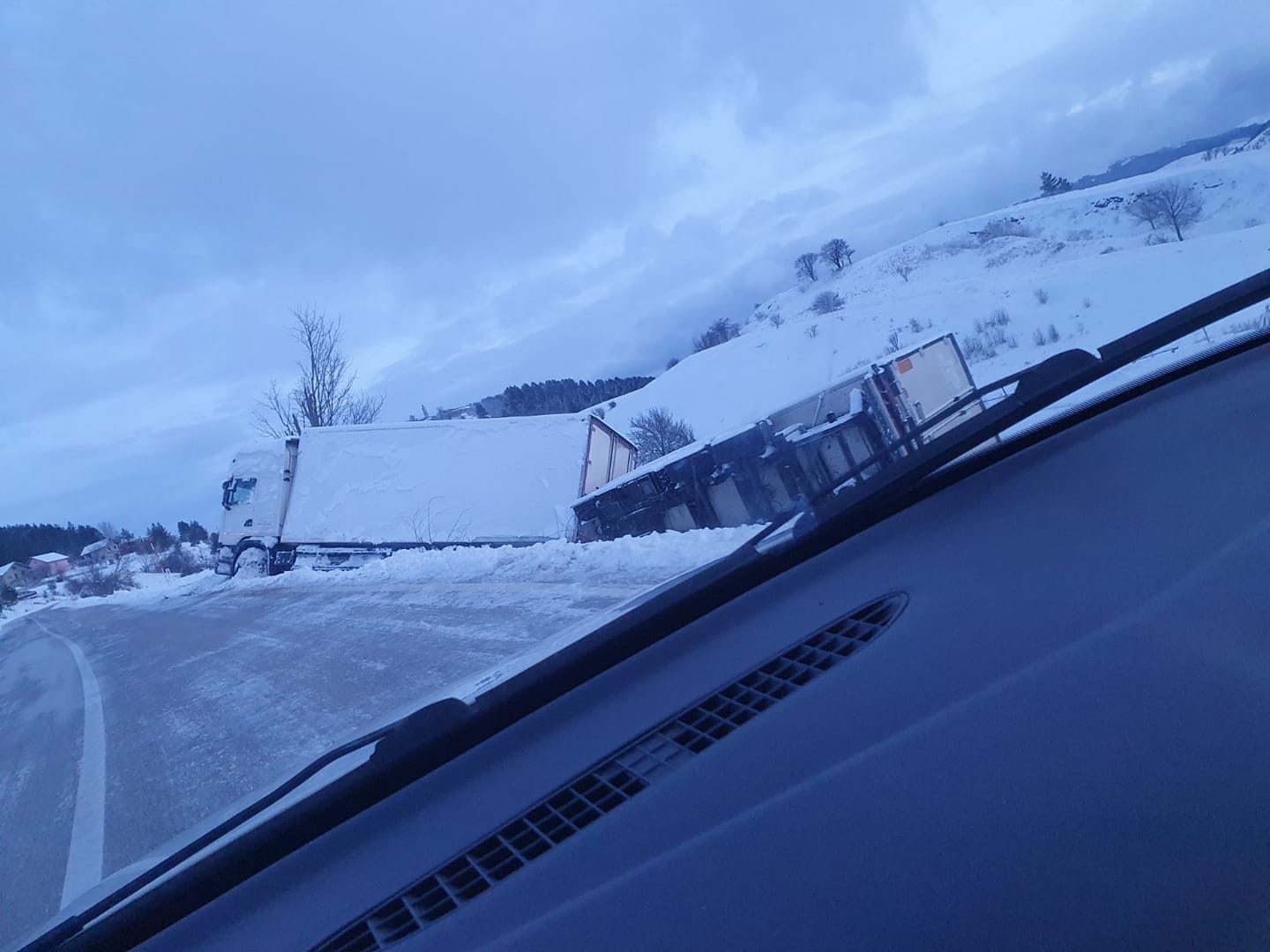 87794373_2353834108250229_7427182869325283328_o