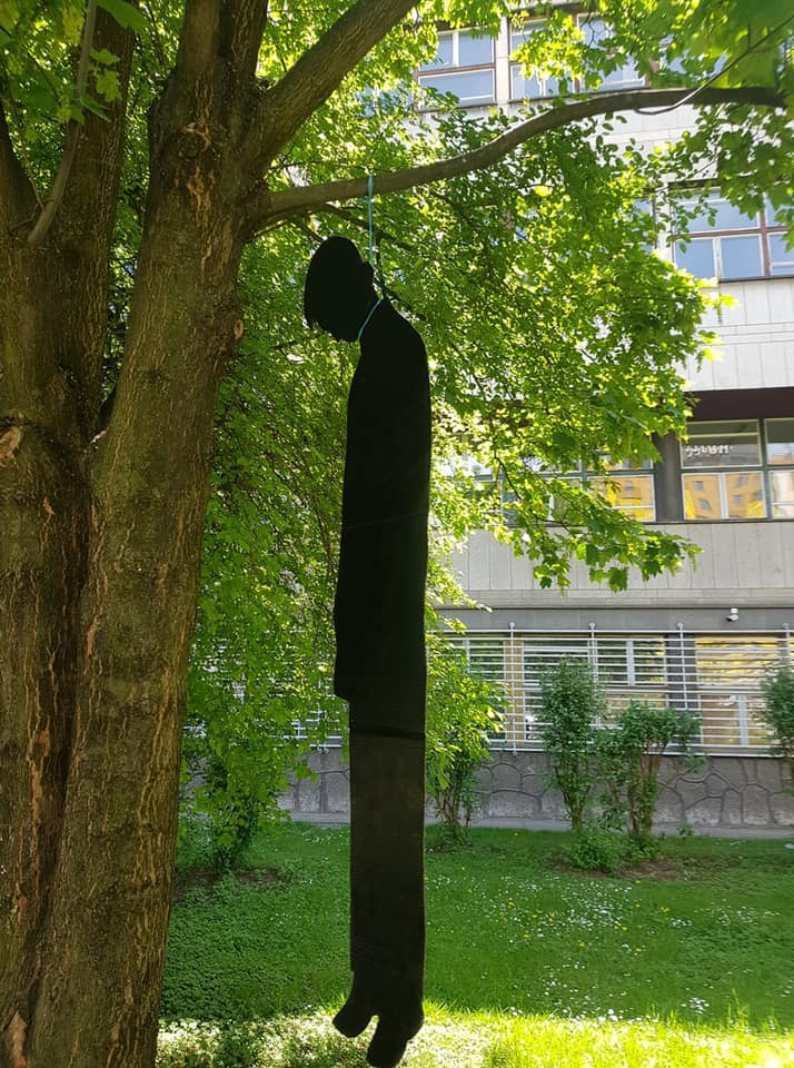 97613085_562241508058871_866444888156143616_n