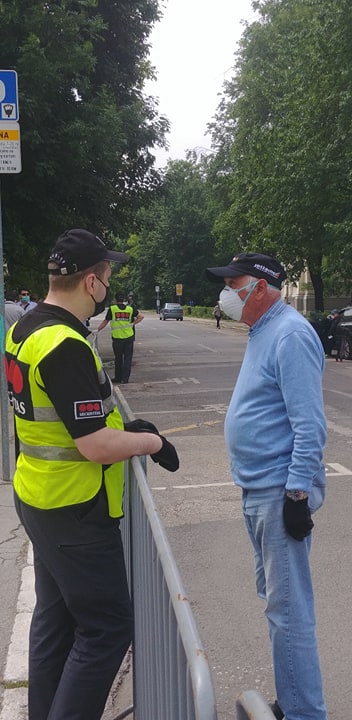 98109475_1474196369451312_874350209256128512_n