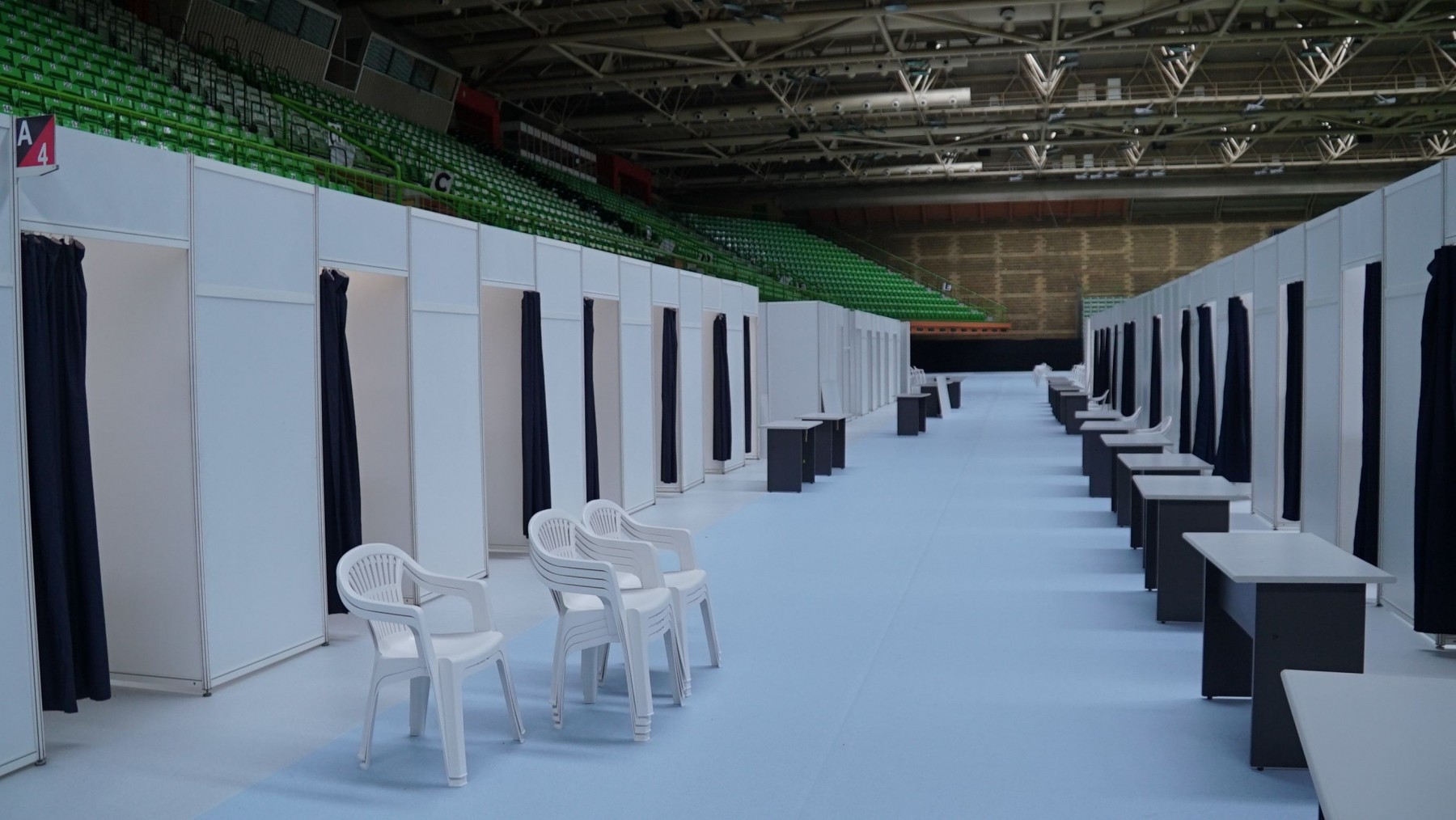 Sve spremno za masovnu imunizaciju u Zetri (FENA/Amer Kajmović)