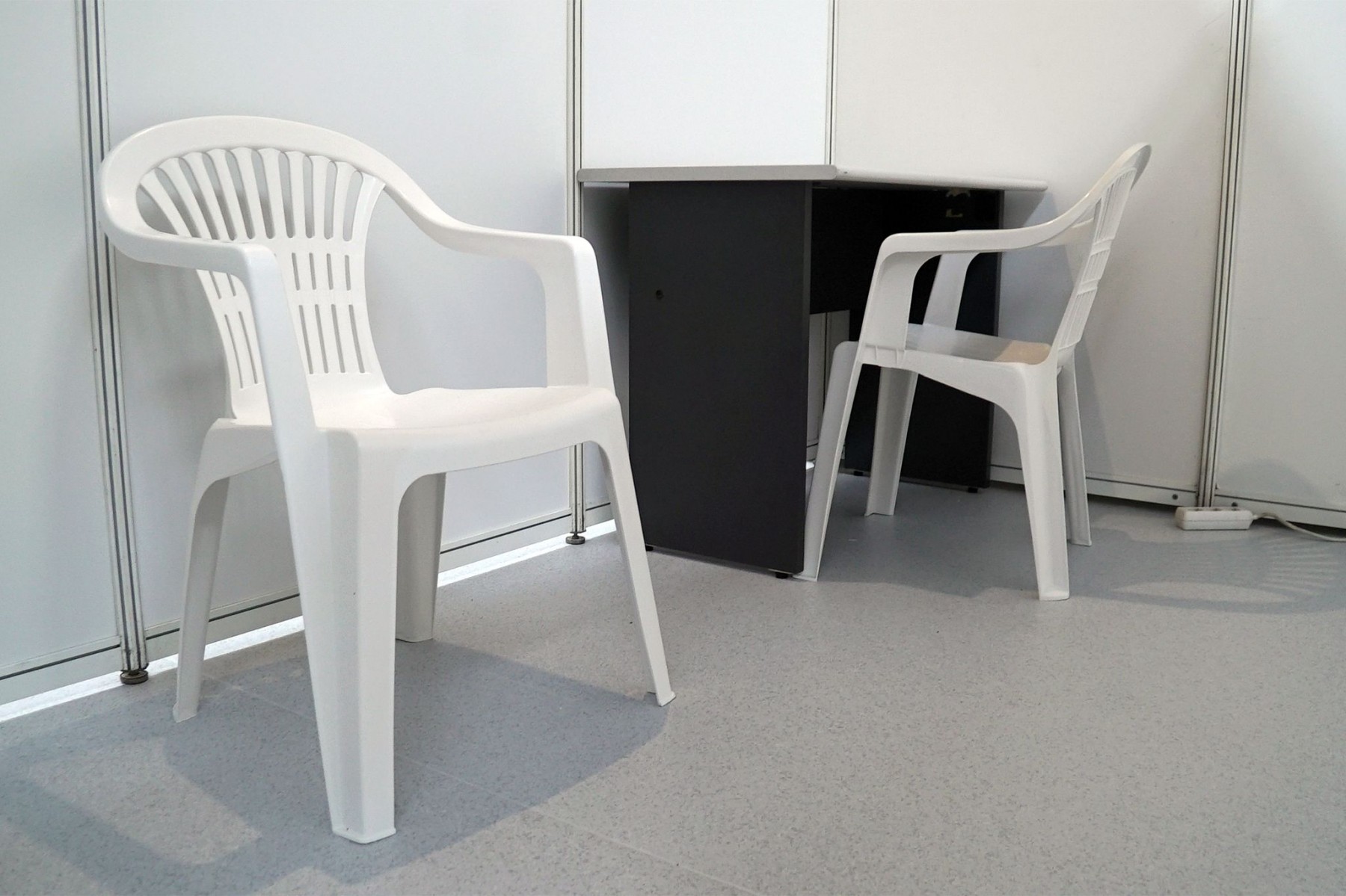 Sve spremno za masovnu imunizaciju u Zetri (FENA/Amer Kajmović)