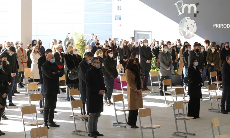 HN20210112872678KOMEM