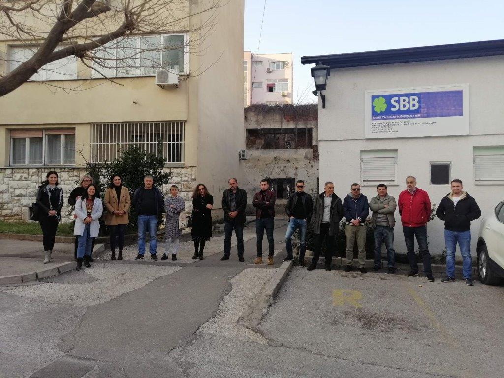 IMG-ca8d39dddf904faf49dad0c6f61e4acb-V (3) (2)