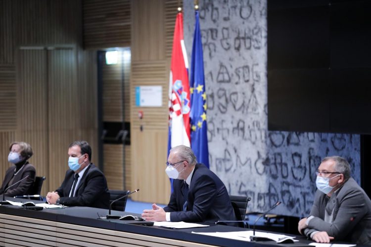 PXL_071220_31076518-750x500