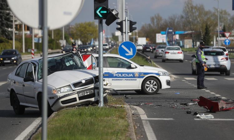 PXL_080421_32452063-750x448