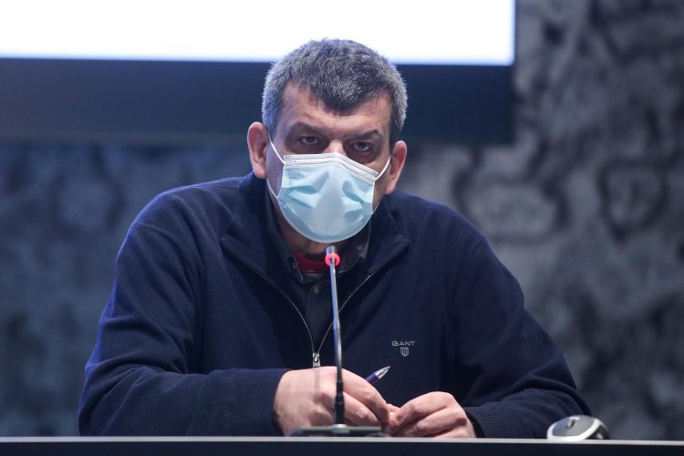 PXL_120221_31797252-750x500