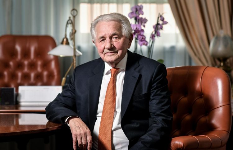 PXL_180619_25076509-e1612782127206-750x482