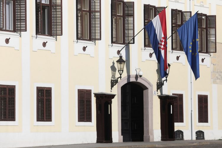 PXL_190320_28476973-750x500