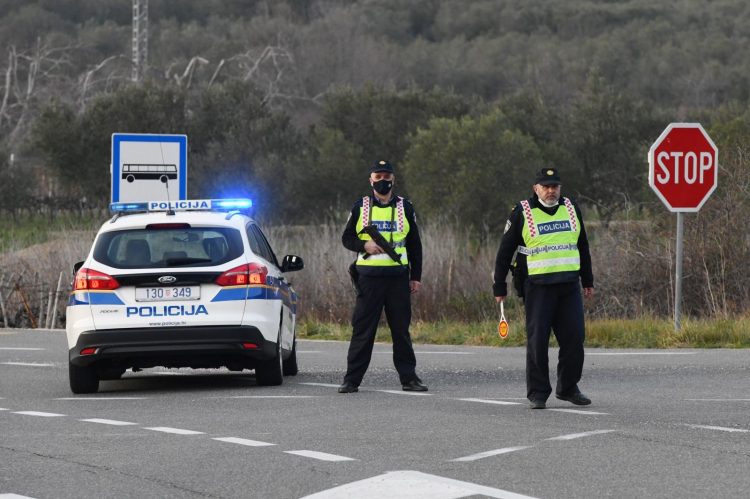 PXL_300121_31634403-750x499