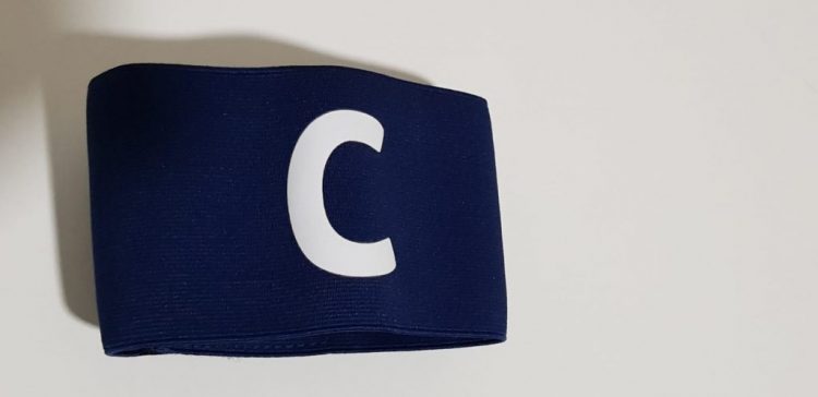 Researchers-discover-platypus-biofluorescence-1024x497-1-750x364