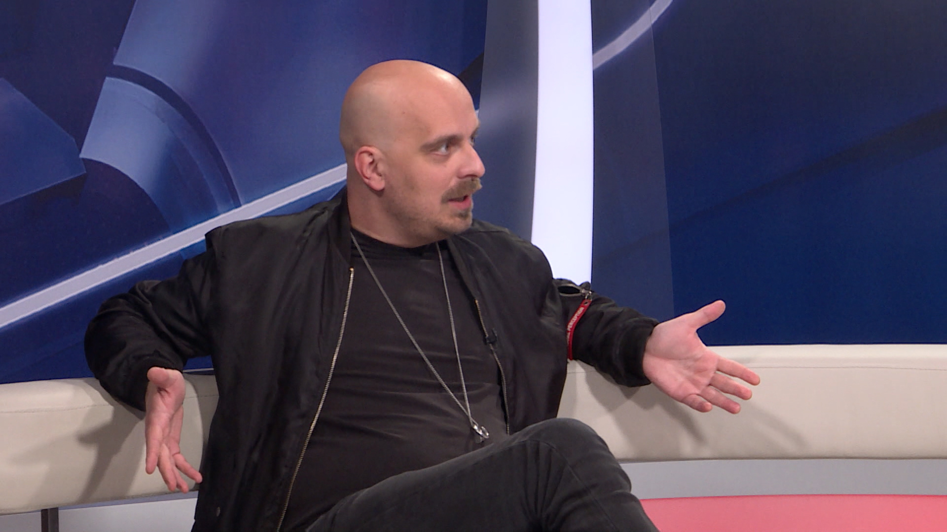 SA-DU-VELAHAVLE-190521-1(20210519-194250621).mxf.00_00_37_05.Still001