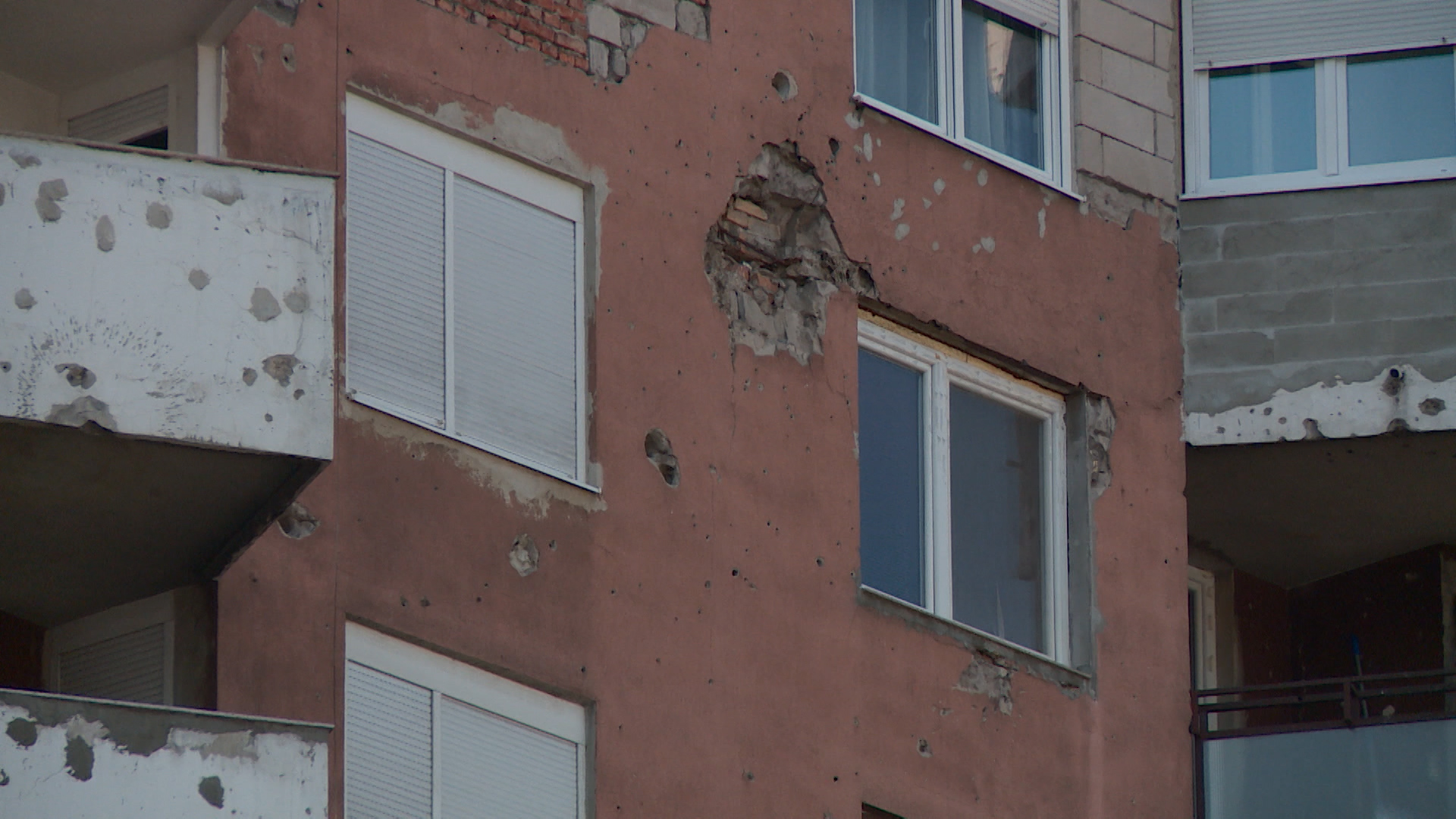 SA-FASADE SA PKG-FAZ-1(20210314-132404171).mxf.00_00_07_21.Still003