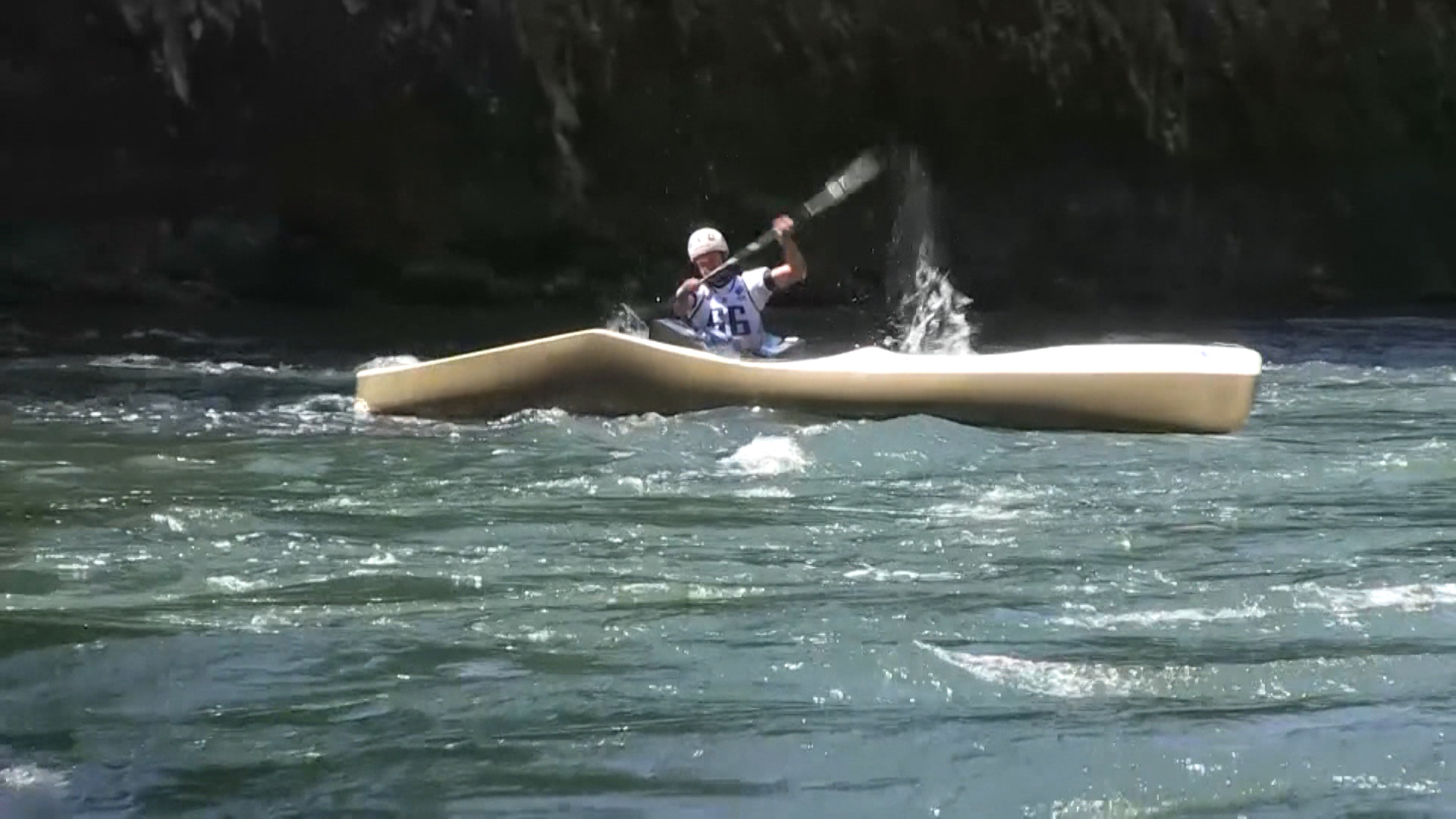 SA-KAJAK PKG-ANM-1(20210702-170654142).mxf.00_00_13_04.Still006