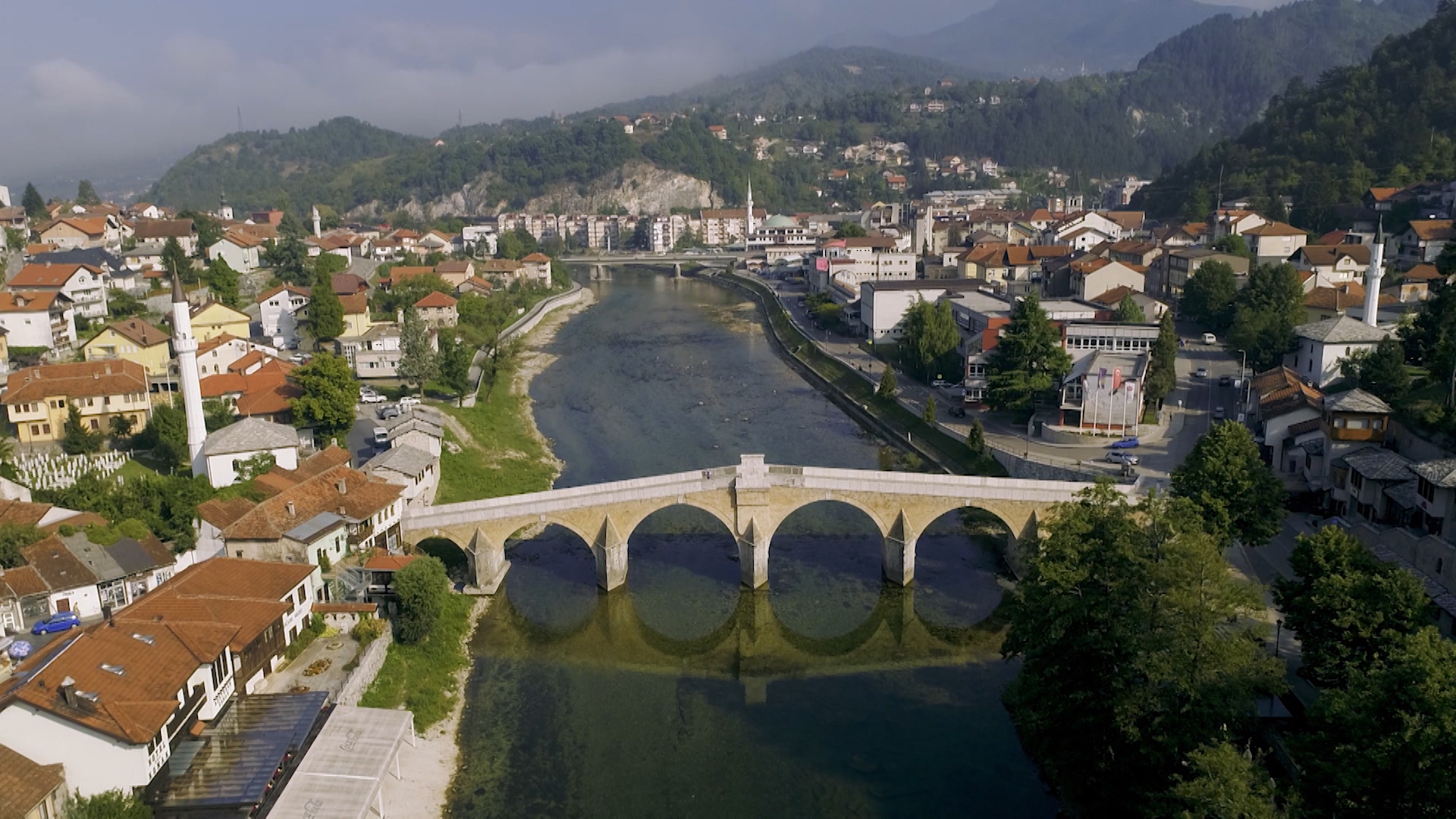 SA-NEBO I ZEMLJA-KONJIC-EP27-240121-01(20210122-104055576).mxf.00_00_54_11.Still001
