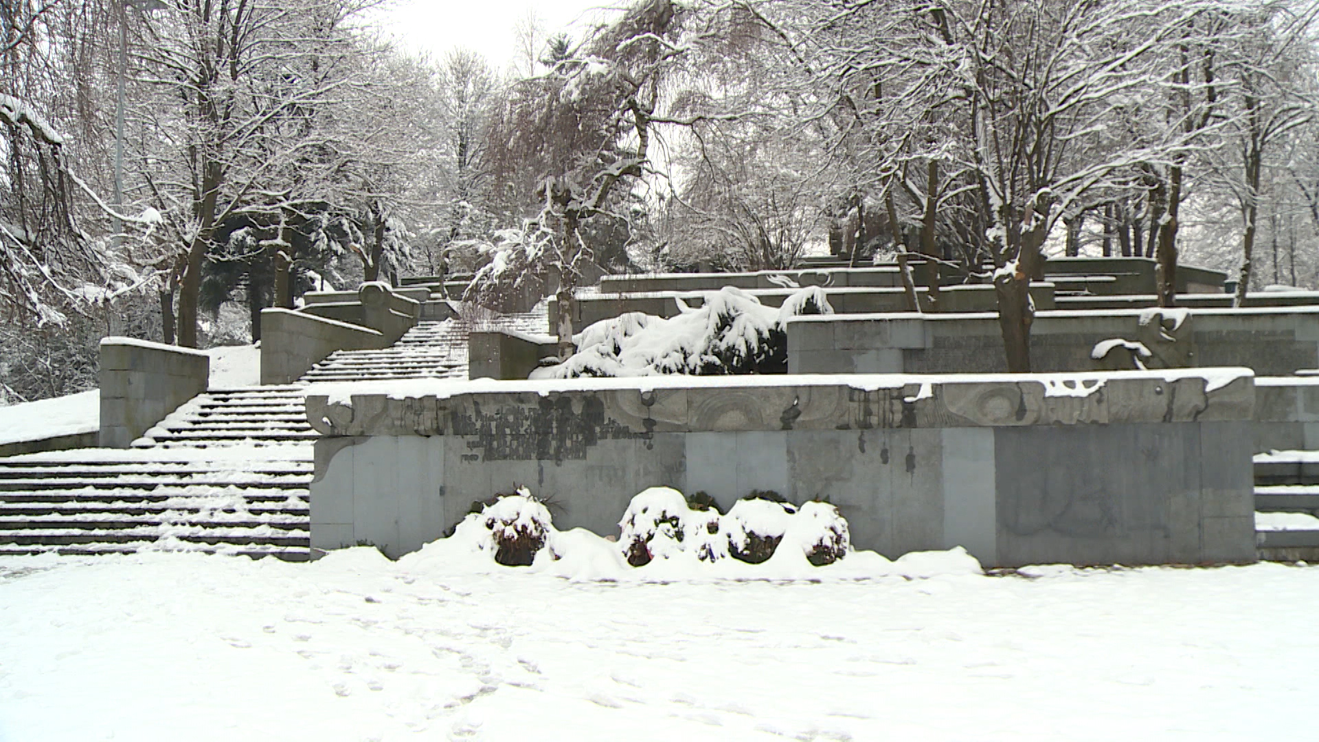 SA-NOVI SPOMENIK VRACA-RAS(20210112-174921780).mxf.Still001