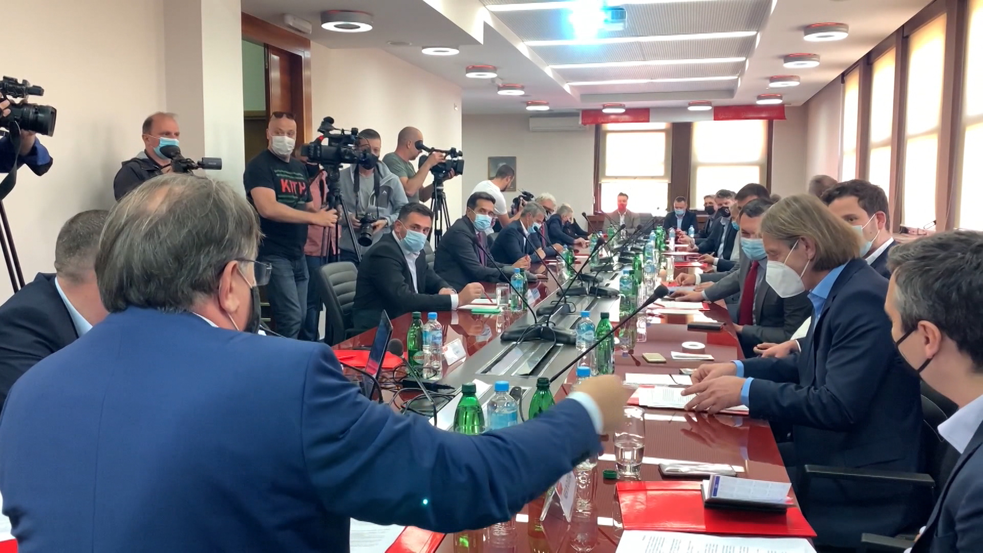 SA-POKRET ZA DRZAVU PKG-19-TJD-1(20210518-170848325).mxf.00_00_03_20.Still001