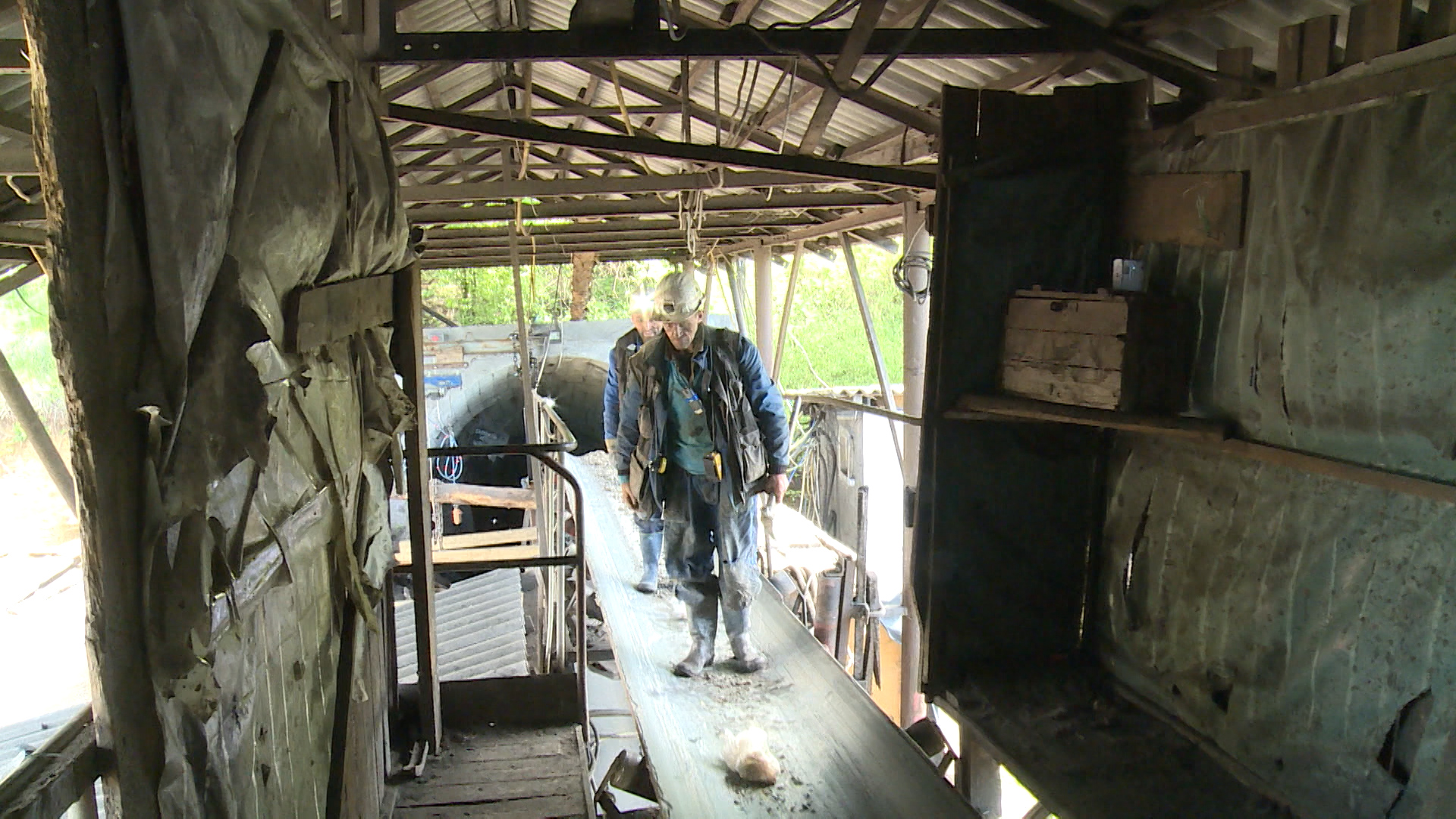 SA-RUDARI SPORAZUM PKG-RAS(20210519-182133005).mxf.00_02_43_18.Still001