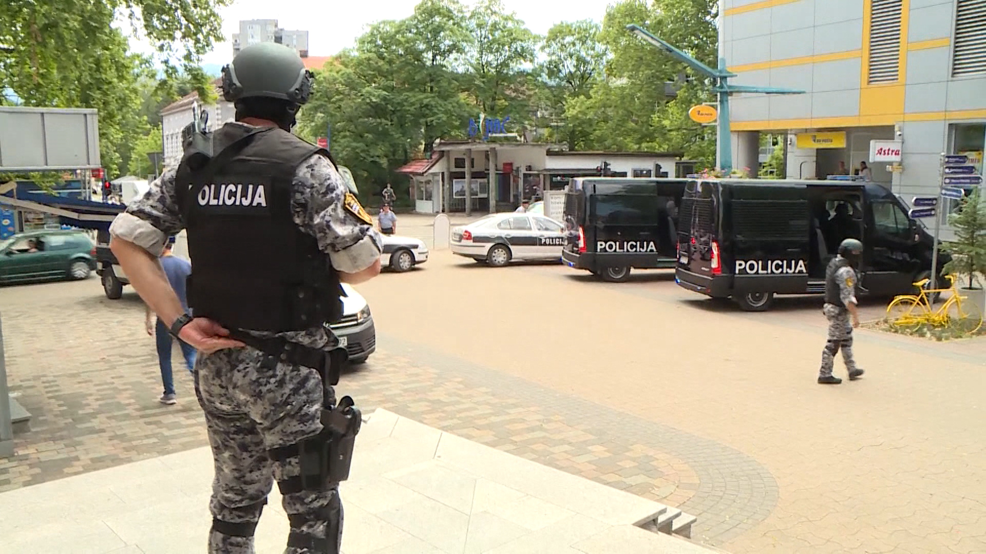 SA-TRANSPORTER AKCIJA U USK PKG-SNM-1(20210712-174933301).mxf.00_00_04_11.Still001