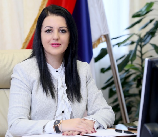 SonjaMPOSv_210657723