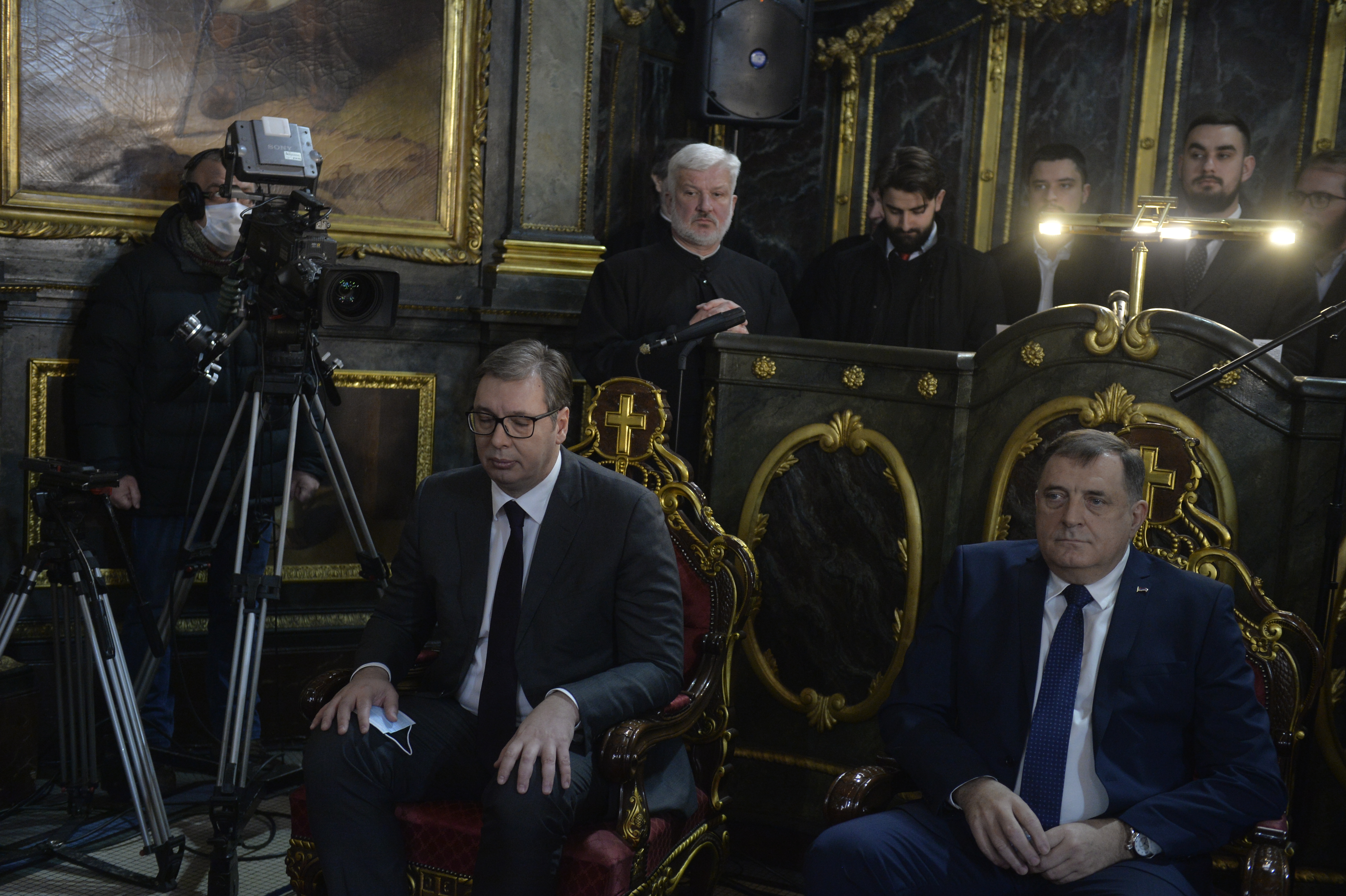 ALEKSANDAR VUCIC, MILORAD DODIK