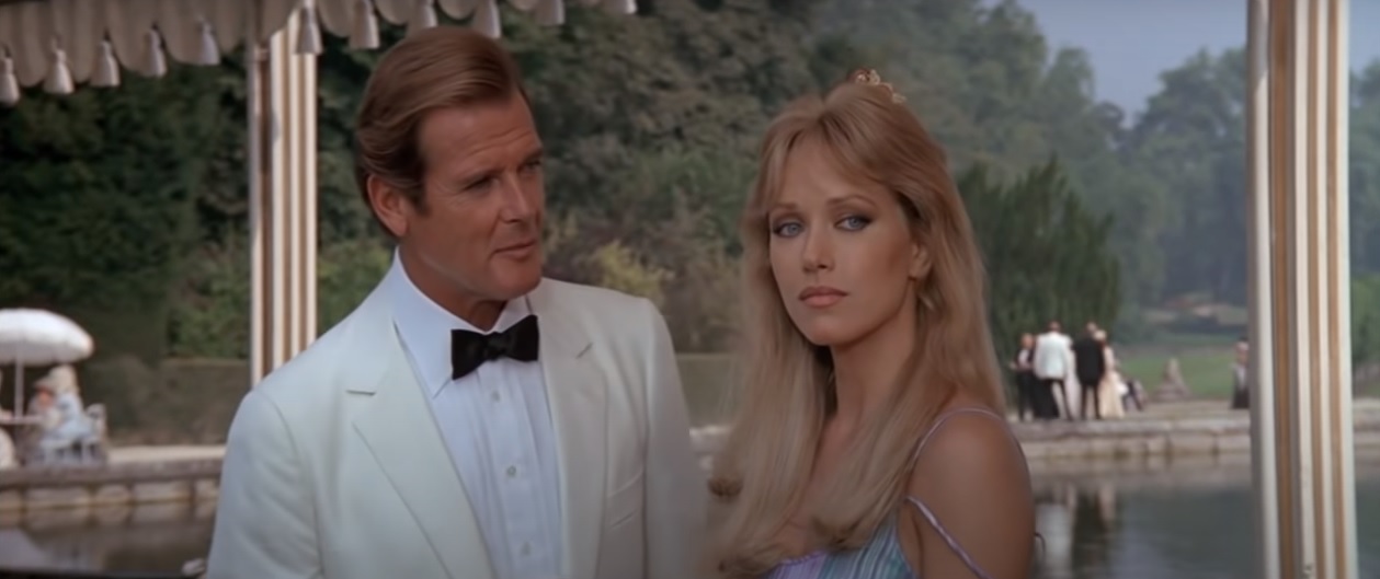 Tanya-Roberts