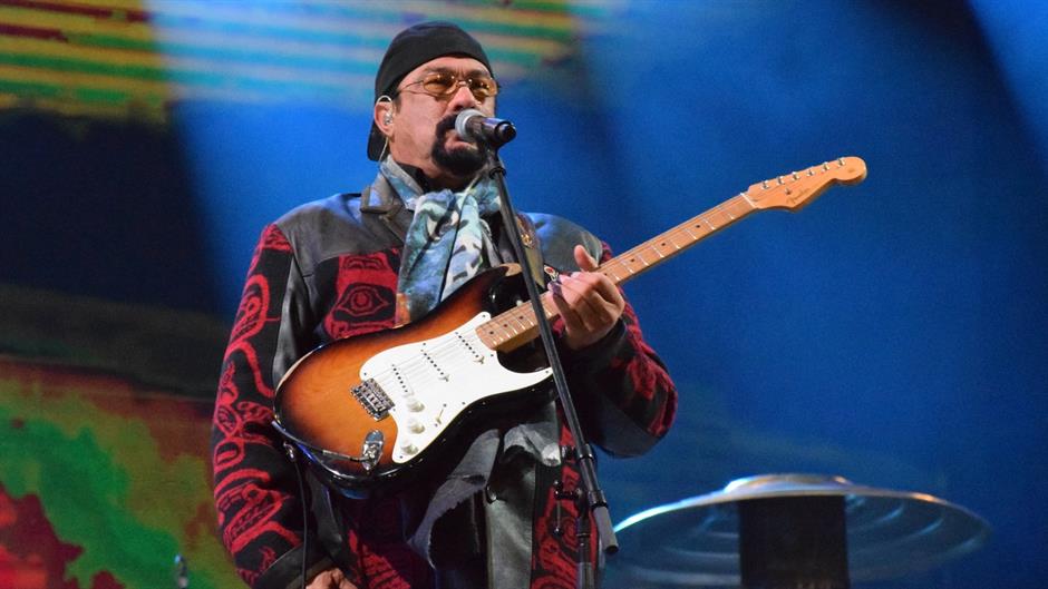 aa_picture_20160101_7192813_high