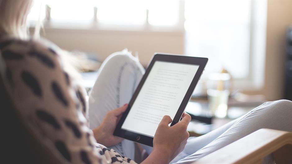 adult-1867751_960_720