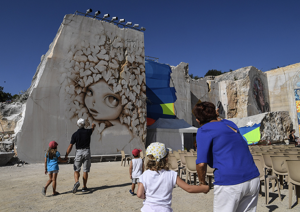 AFP PHILIPPE DESMAZES (8)