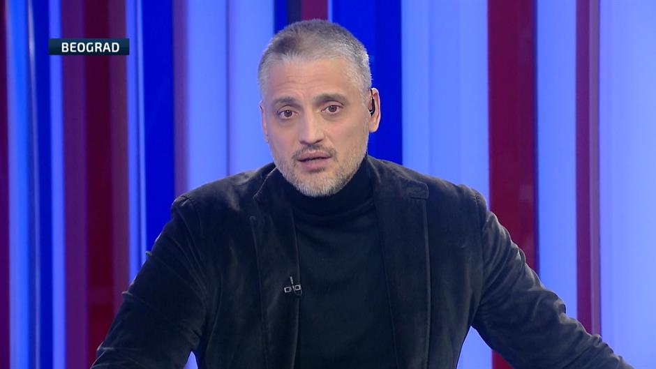 ag-fen-zima centar-fam(20170111-165954892).Still012