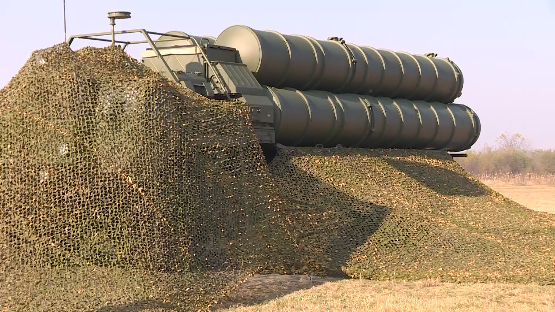 ag-mo-vucic u obilasku sistema s-400 i pancir-251019-mnd(20191025-134846659).mxf.00_00_30_04.Still006