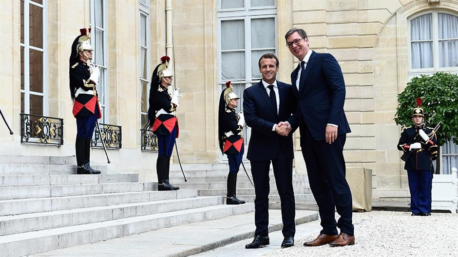 Aleksandar Vucic Emanuel Makron Foto Tanjug Dragan Kujundzic (4)