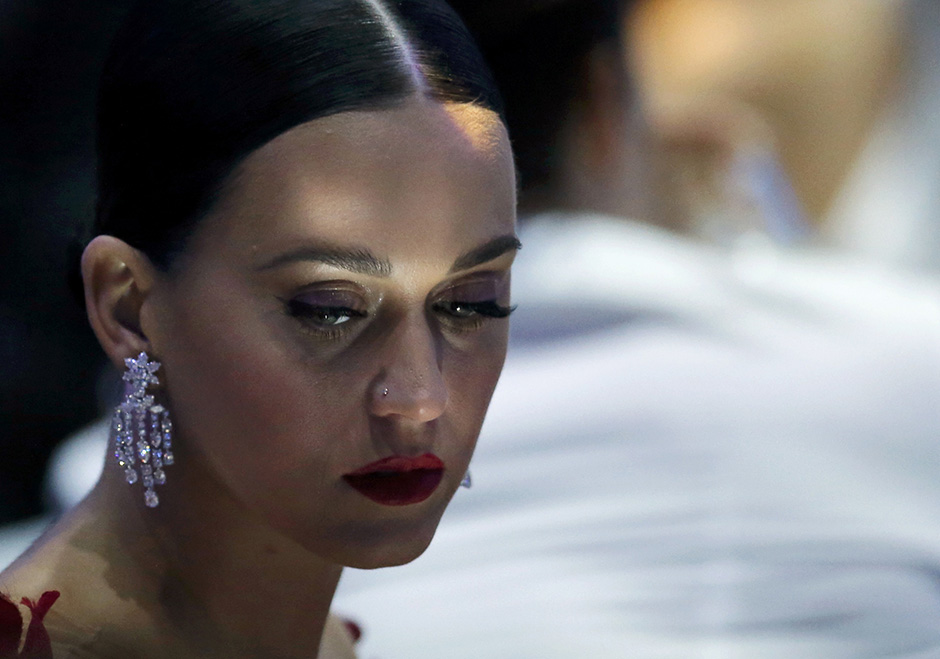 REUTERS/Jean-Paul Pelissier