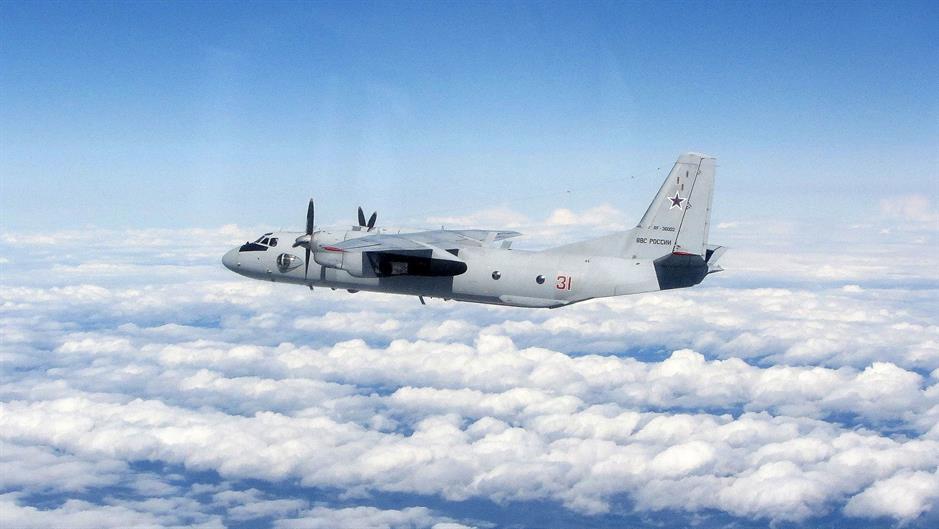 Antonov_An-26_(Russia)_45158988