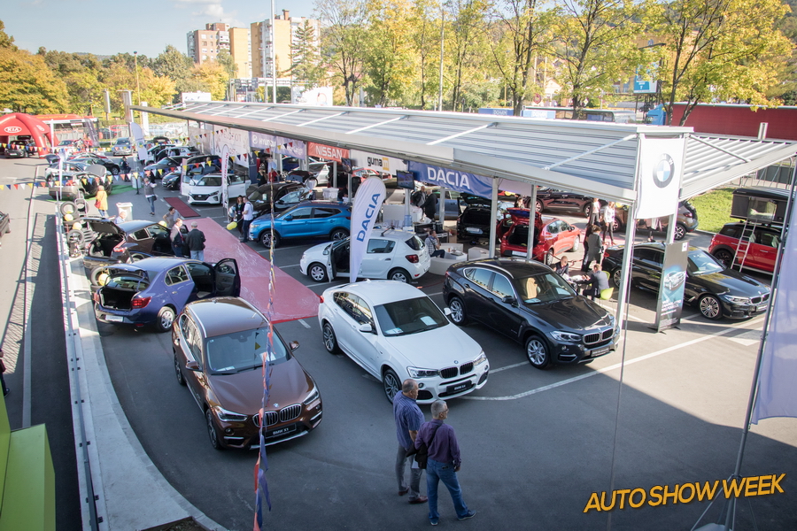 auto-show-week-1
