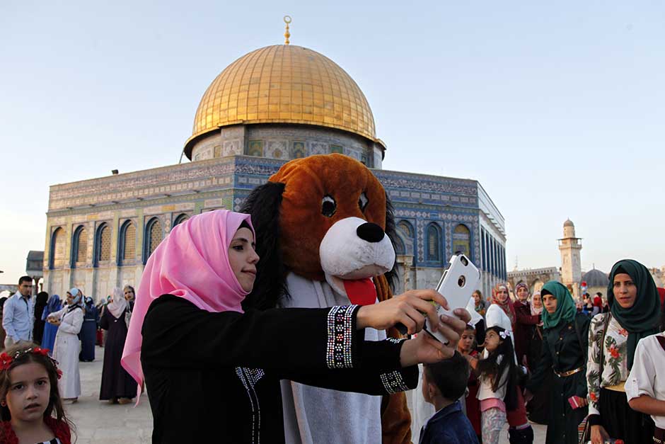 Tanjug/AP/Mahmoud Illean