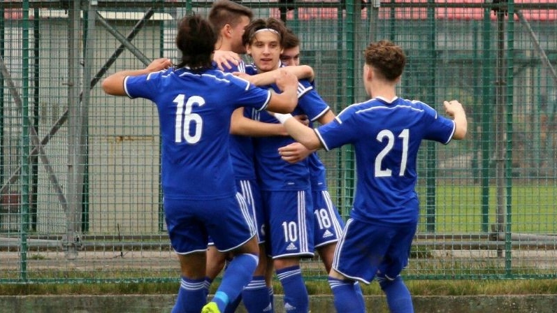 bd2be9e1187e5b4643c381bfb39f009fe7d201344ee63da983beb935a12fbd28