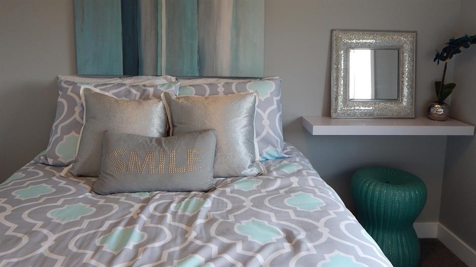 bed-890567_960_720