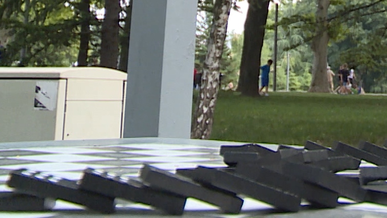 BG-DOMINO EFEKAT-1900-VPS-01(20150630-180936023).mxf.Still002