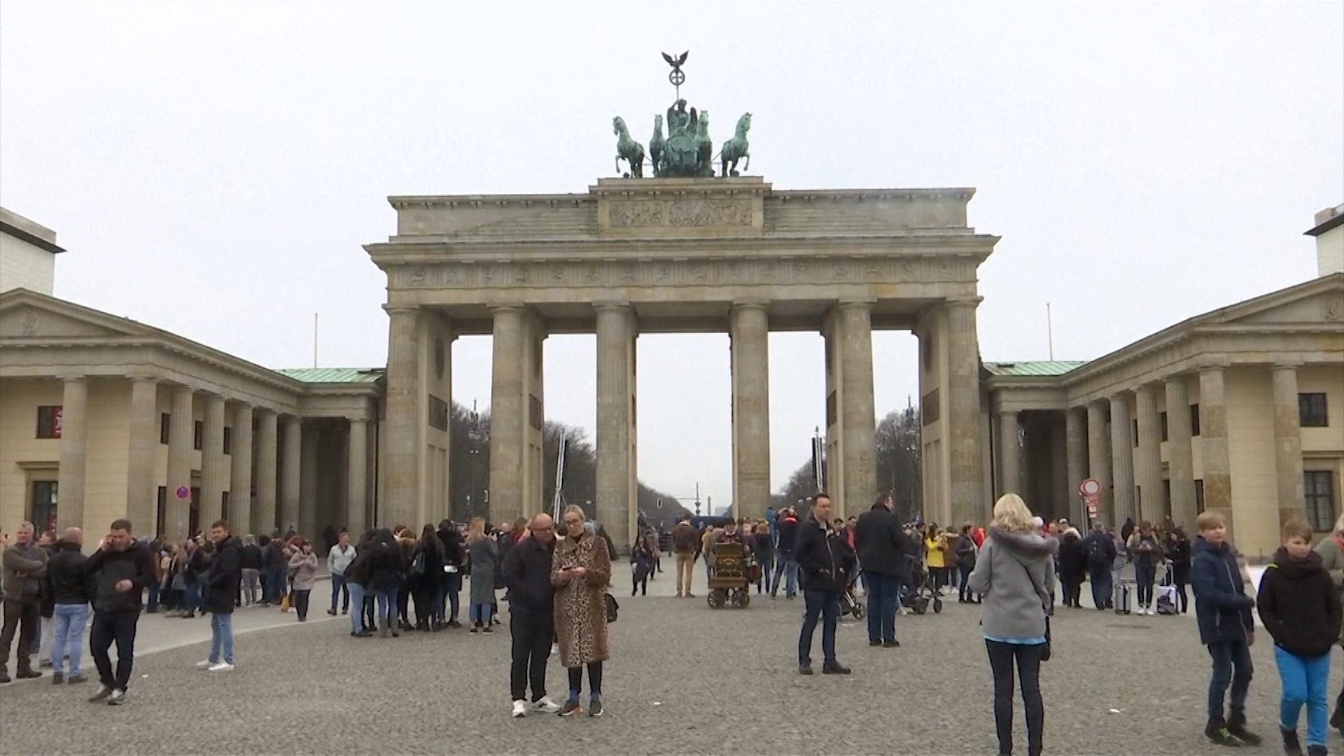 BG-KOSOVO PKG-170419-ZTA-1(20190417-180848163).mxf.00_00_48_08.Still001