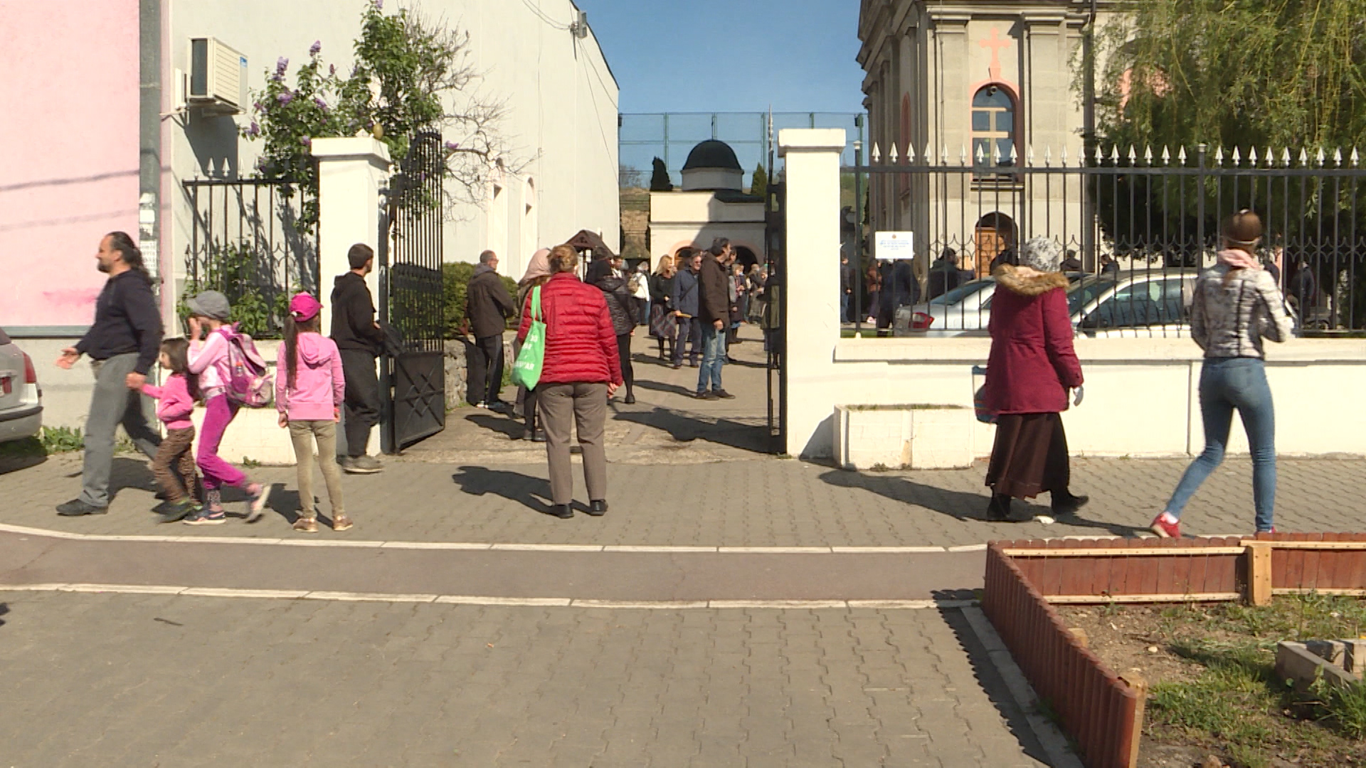 BG-LITURGIJA VO-160420-JDP(20200416-102030896).mxf.00_00_28_07.Still002